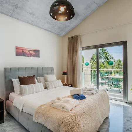 Caprice Kosher Aparthotel 4*