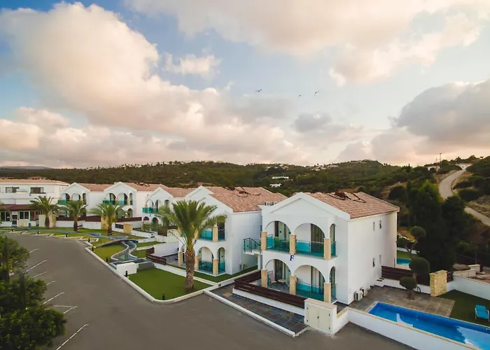 Caprice Kosher Aparthotel Neo Chorio