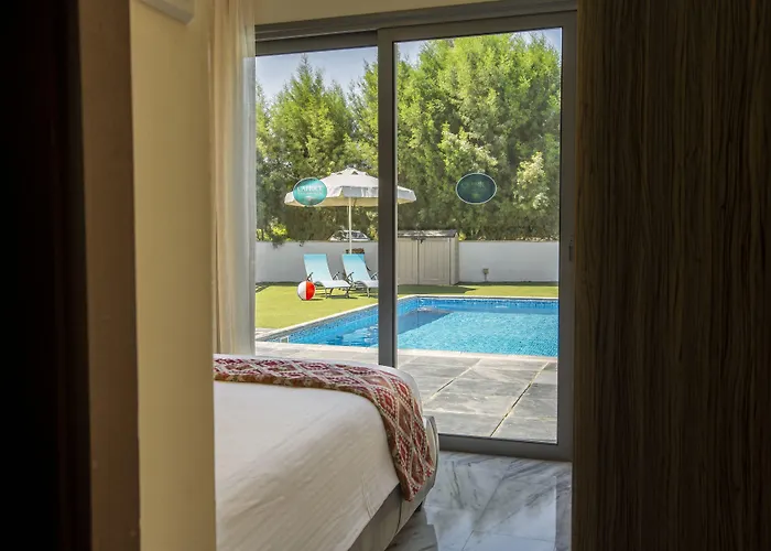 Caprice Kosher Neo Chorio