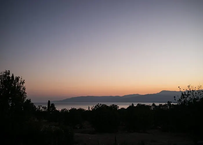 Caprice Kosher Aparthotel Neo Chorio