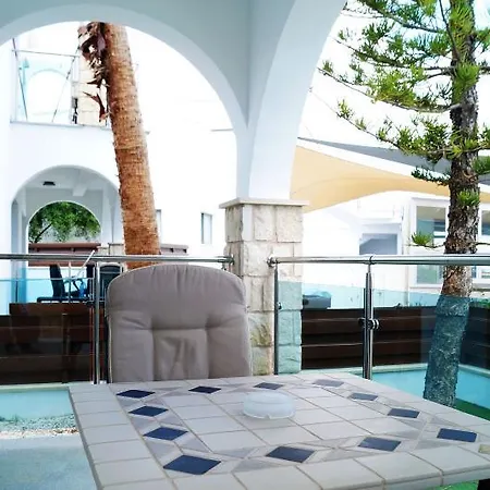 Caprice Kosher Apart-hotel
