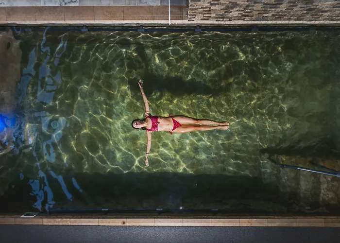 Caprice Kosher Apart Otel Neo Chorio